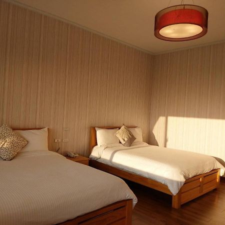 Chi House Hotel Miaoli Buitenkant foto