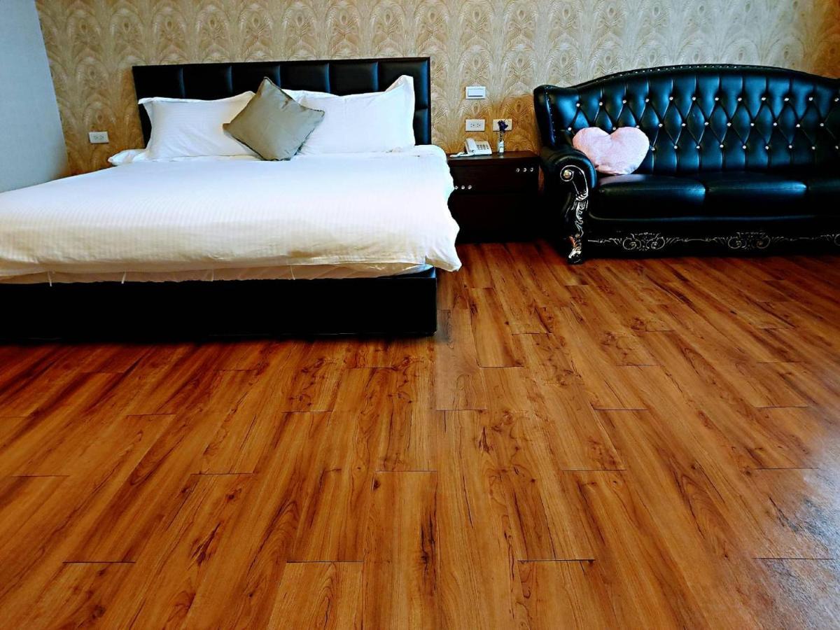 Chi House Hotel Miaoli Buitenkant foto