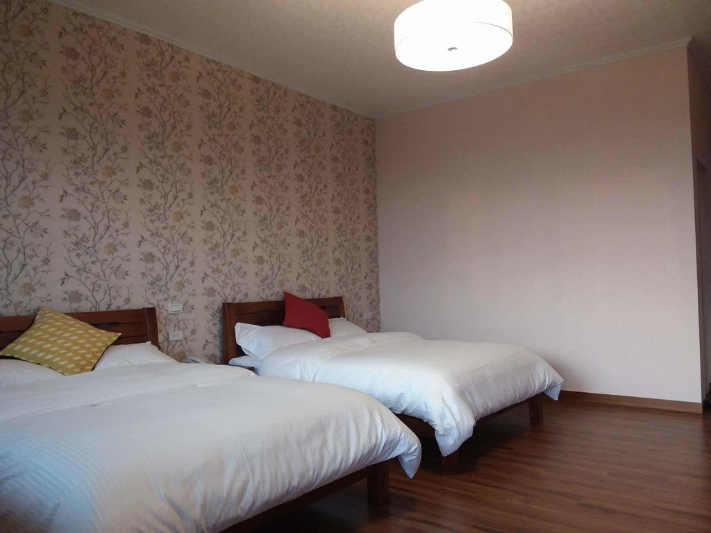 Chi House Hotel Miaoli Buitenkant foto