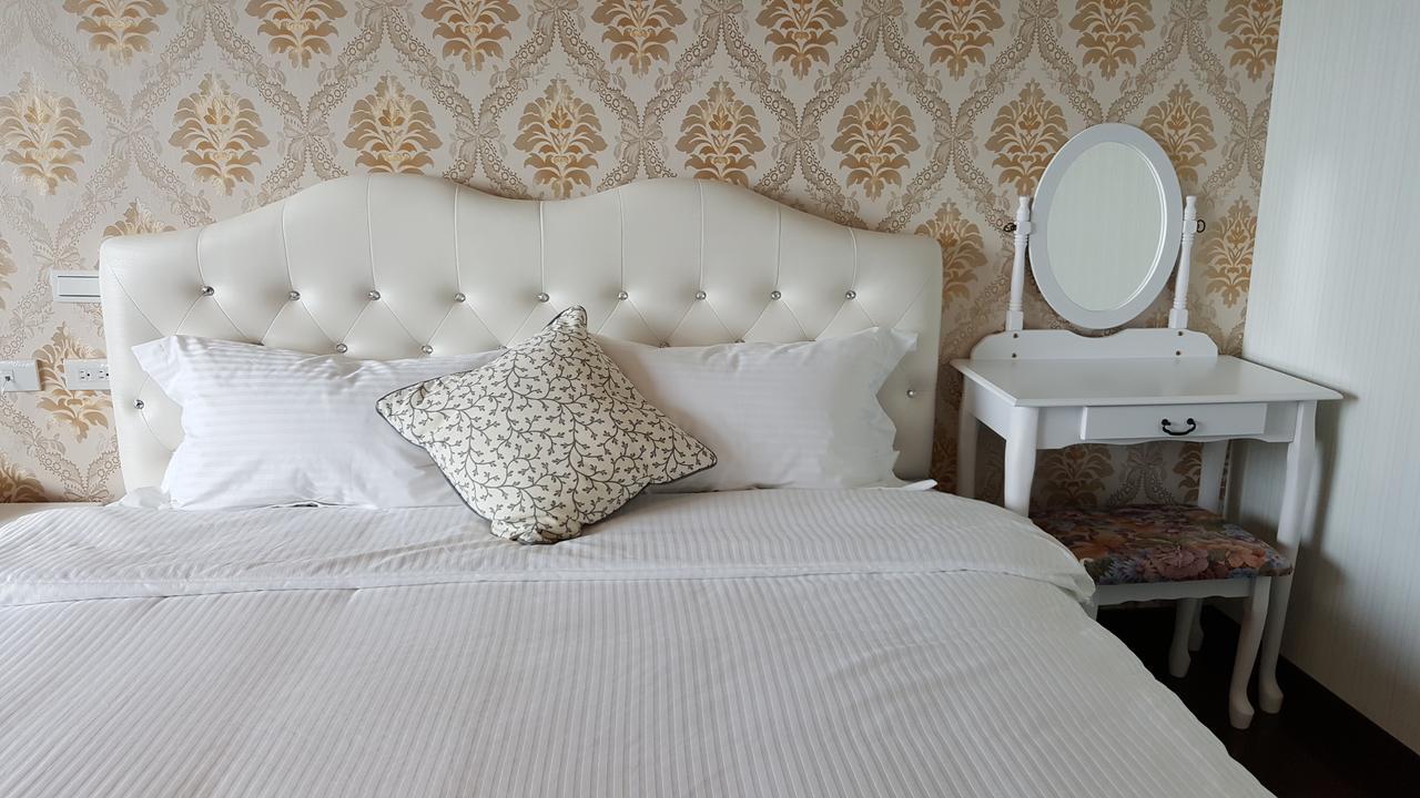 Chi House Hotel Miaoli Buitenkant foto